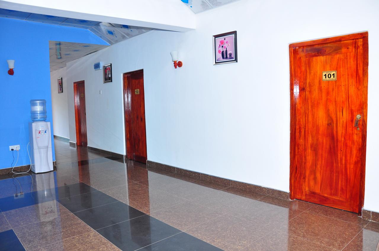 Hotel Camorich Tissamaharama Bagian luar foto