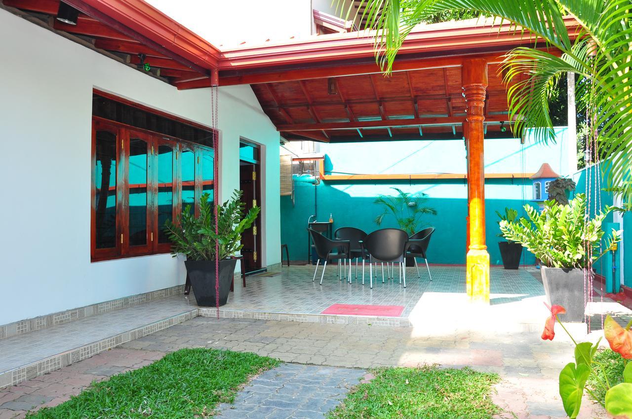 Hotel Camorich Tissamaharama Bagian luar foto