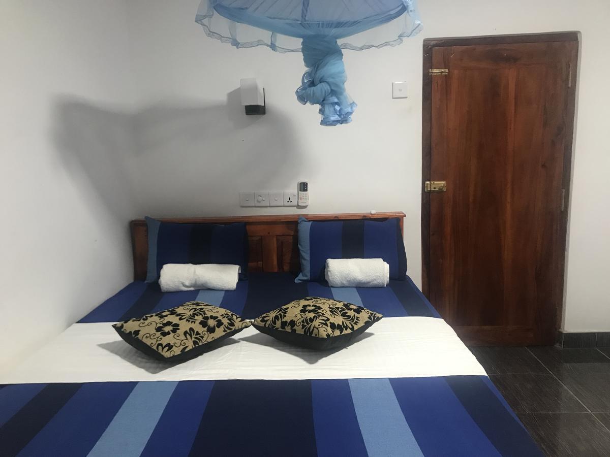 Hotel Camorich Tissamaharama Bagian luar foto