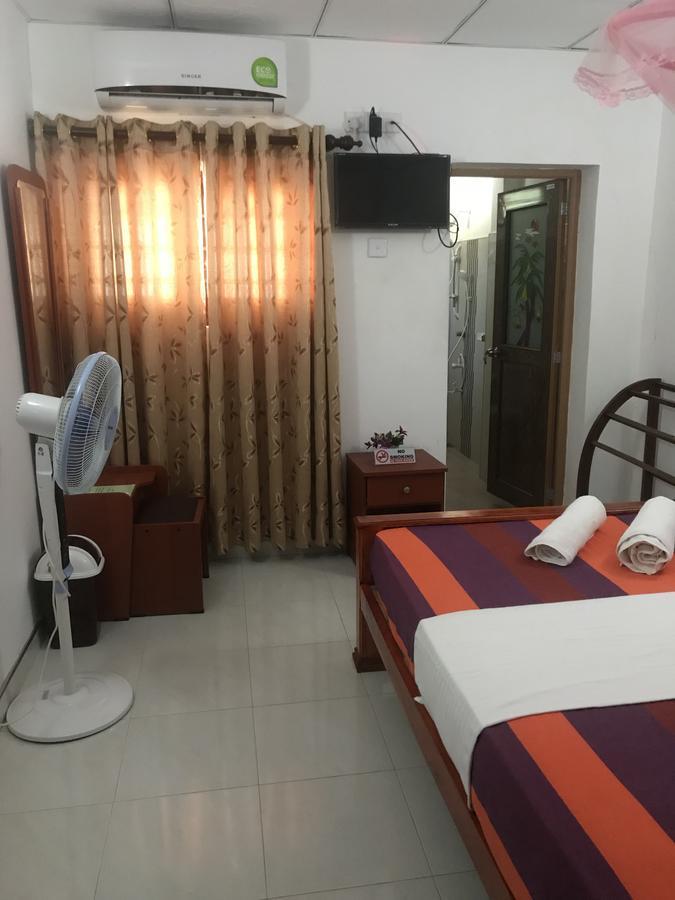 Hotel Camorich Tissamaharama Bagian luar foto